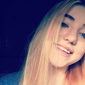 Meet your Posher, Juliana